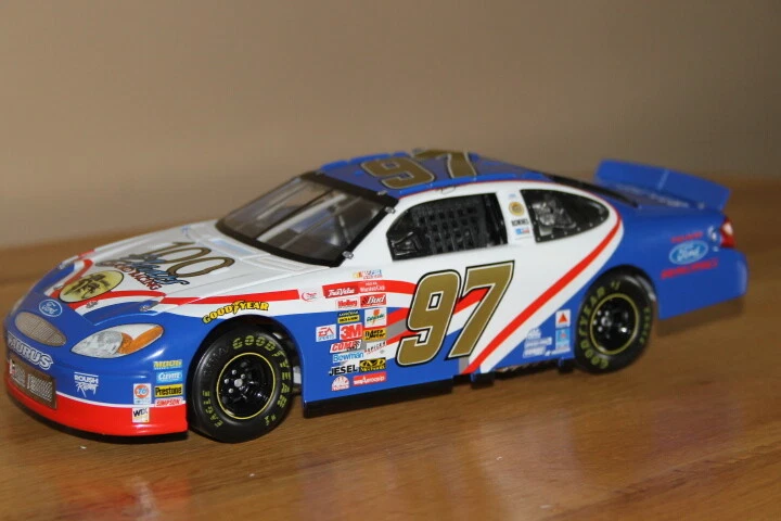 NASCAR 2001, 1/24 Team Caliber Series #97 Kurt Busch "100 Years of Ford Racing" - Imagem 2 de 4