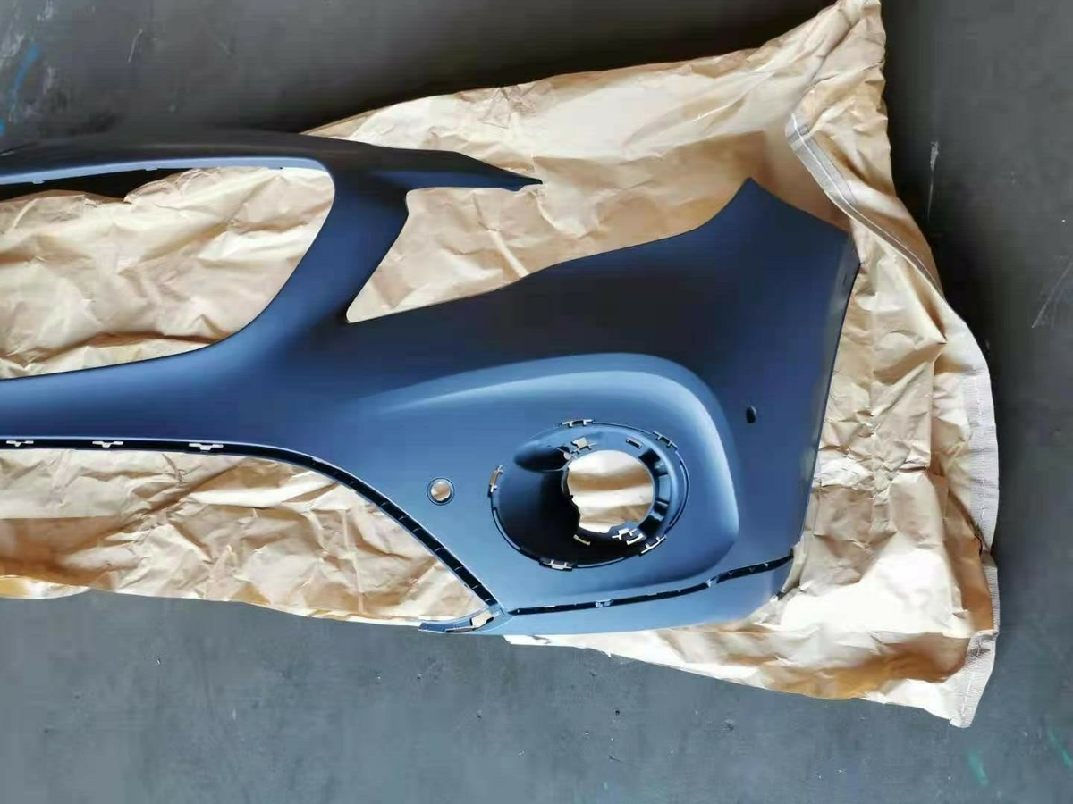 New For 2018 2019 2020 Mercedes Benz GLA250 front bumper Cover