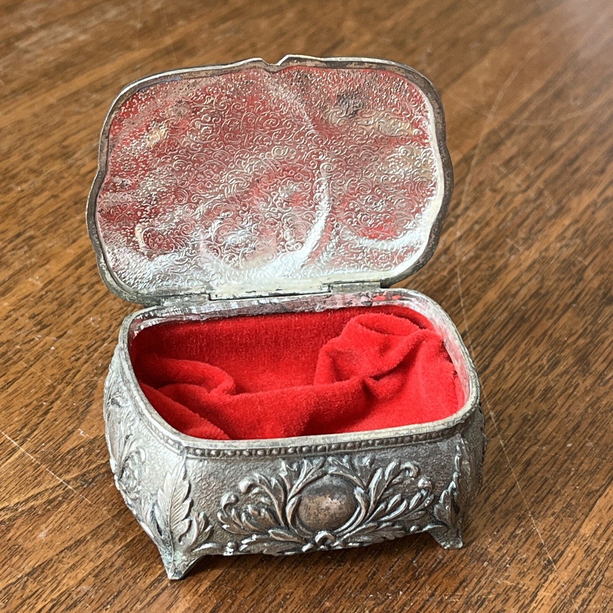 【希少】BOX14 BOX14 VISNET 49T Vintage Trinket Box Hinged RED Interior JAPAN Jewelry Box (S6