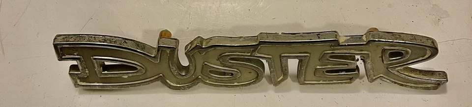 De colección Plymouth Chrysler Dodge Duster Mopar 1972-76 emblema 46430 pieza OEM Foto 2 de 4