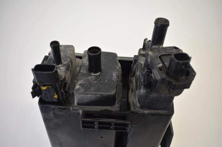 2009-2018 NISSAN 370Z ROADSTER FUEL VAPOR CANISTER 14950 AM600 Foto 2 de 4