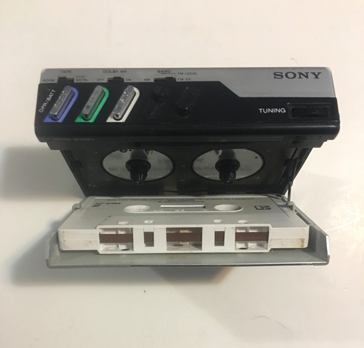 初期 SONY WALKMAN ソニー ウォークマン WM-F15 1980s SONY WALKMAN WM-F15 DOLBY STEREO AM FM RADIO CASSETTE
