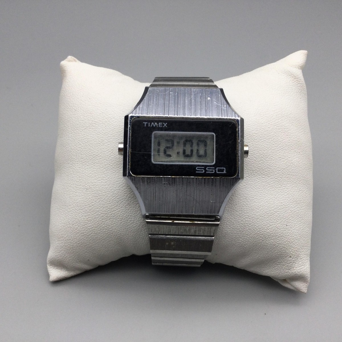 Vintage Timex SSQ Digital Watch Men 34mm Silver Tone 1970s LCD New