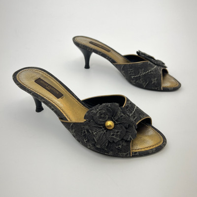 Louis Vuitton | Authentic Vintage Black Denim Flower Monogram Kitten Mules (35)