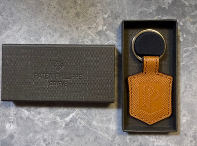 Patek Philippe レザーキーホルダー PATEK PHILIPPE Novelty Brown Leather Key holder Key Ring wz/Box