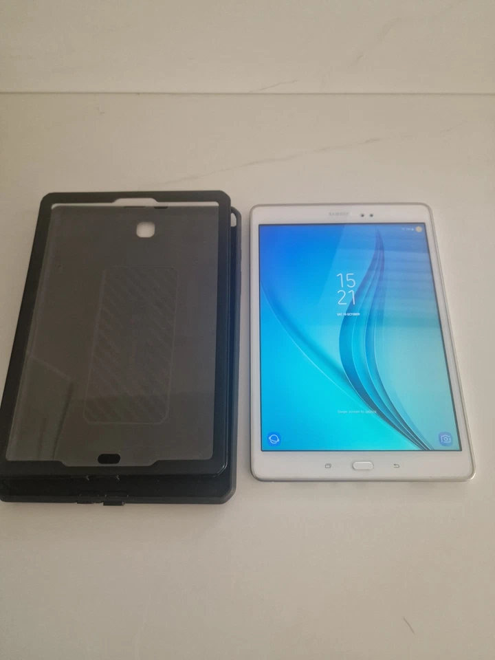 Samsung Galaxy Tab A 16GB White Android Tablet WiFi 9.7" Read Description, photo 1 of 5