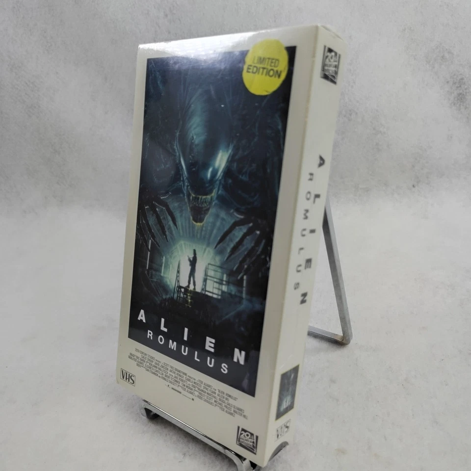 Alien Romulus VHS 2024 Retro Aliens Sci-Fi New & Sealed Tape Video Movie 👽 - Image 4 of 4