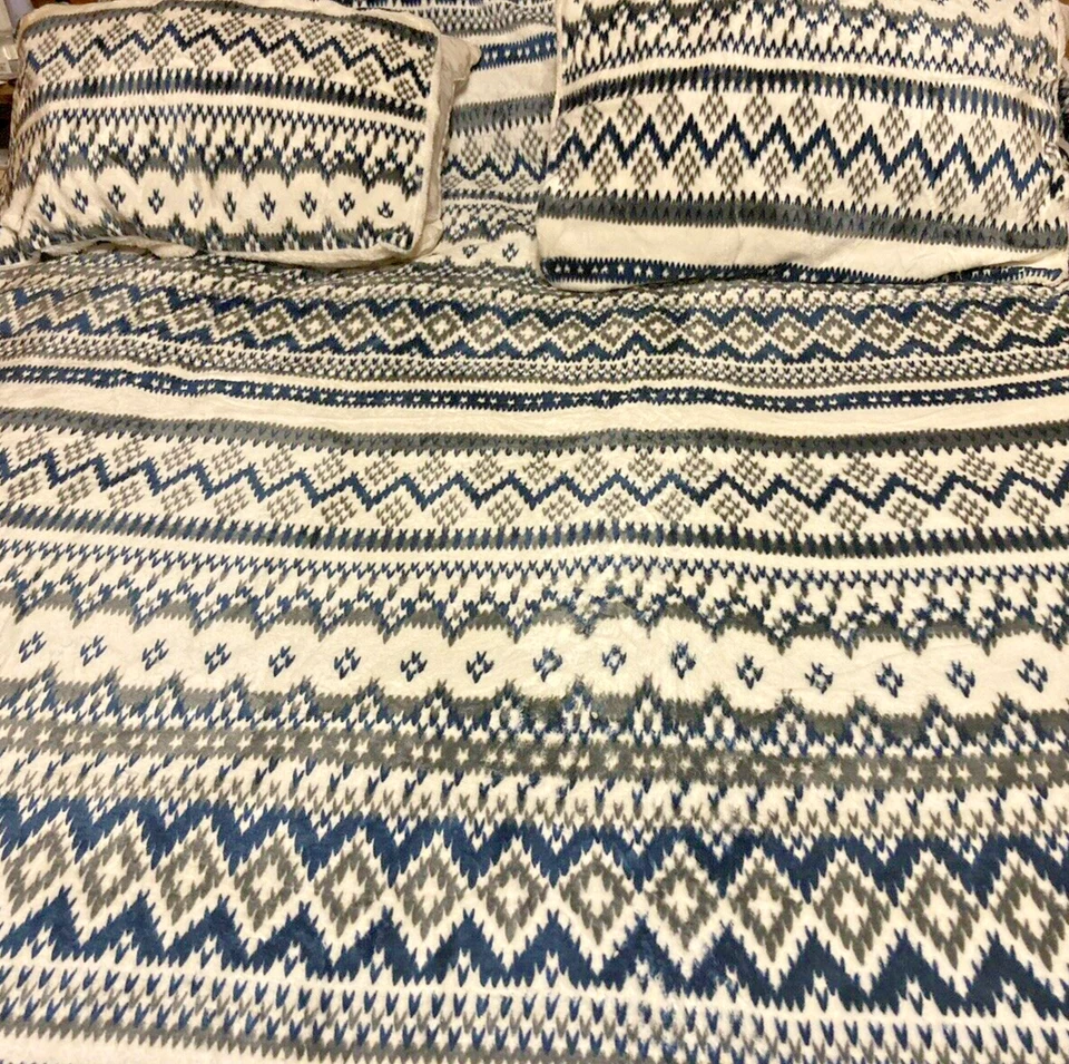 Edredón Shelton Fair Isle completo/queen Sherpa y 2 fundas blanco/azul marino/gris Foto 2 de 3