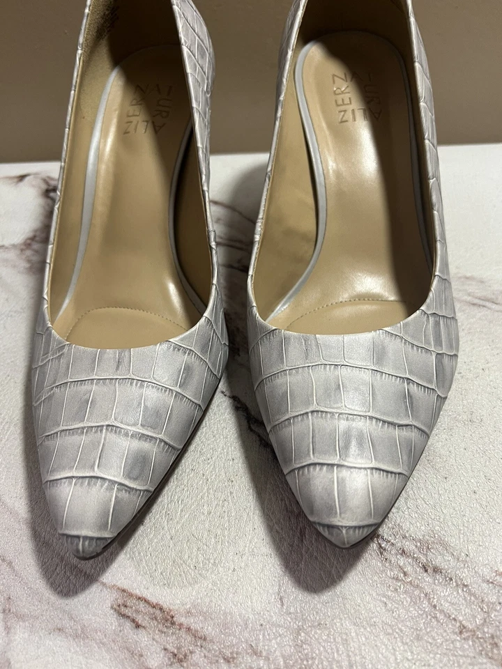 Zapatos de salón Naturalizer Natalie gris con estampado de cocodrilo para mujer de cuero talla 9,5 W Foto 3 de 4
