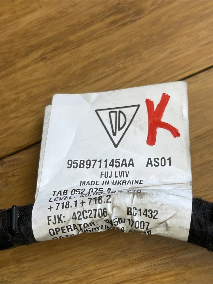 Porsche Macan 2015-2020 tapa maletero izquierdo arnés cable conjunto telar Foto 2 de 4