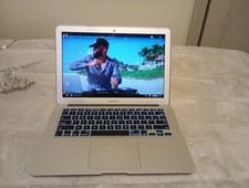 Apple MacBook Pro 15-inch Silver I7 2.50GHz Laptop 16GB RAM, 256GB SSD, R9 M370X