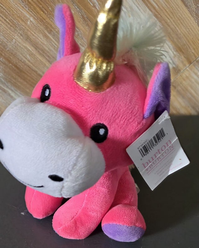 New burton & Burton Gold Tipped Horn Unicorn/Pinked Stuff Animal-7" X 5"