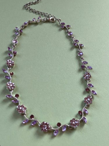 Designer Marked SIlvertone Vine w Lavender Purple Flowers Leaves Necklace -