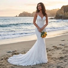 Boho Mermaid Wedding Dresses Spaghetti Straps Backless Lace Applique Bridal Gown