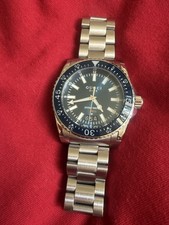 Gucci YA136311 Dive Blue Dial 40mm Stainless Steel Band Watch for Men with box