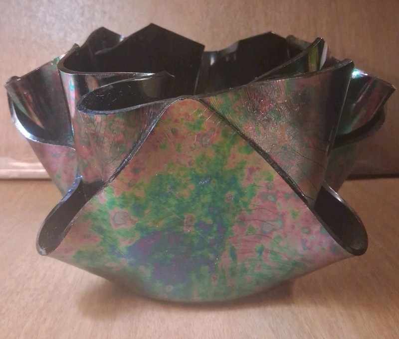 VTG Black Irredescent Glass Handkerchief Bowl