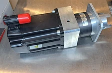 ALLEN BRADLEY VPL-B1152T-PK12AA SERVO MOTOR W/ NEUGART PLE080-005 GEARHEAD