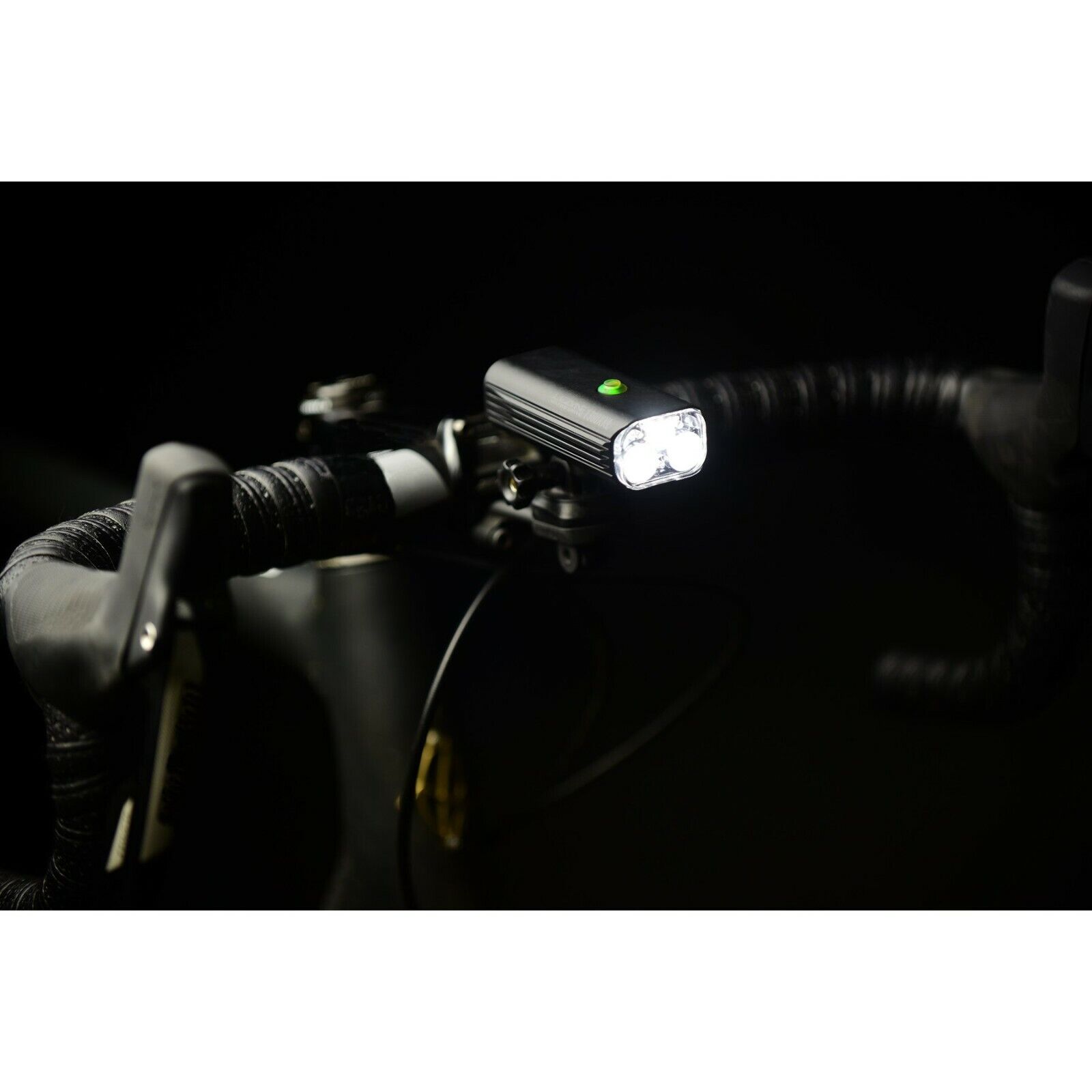 Lezyne Macro Drive 1300XXL Bicycle LED Front Light Matte Black 1300 Lumens