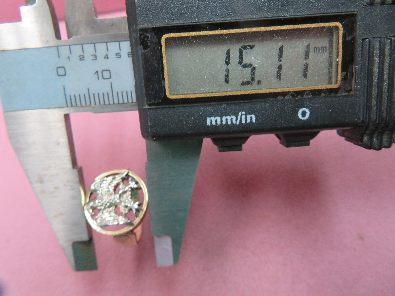 10K Solid Gold Eagle Ring  Size 6.75 - 4.19 Grams - image 7