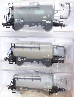 Roco 77021 H0 Set 3 X Tank Cars VEB Hydrierwerke Zeitz Flicken DR Era 4 New