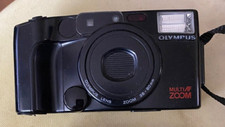 Olympus Infinity Zoom 200 QuartzDate 35mm Point Shoot Camera 38-80mm