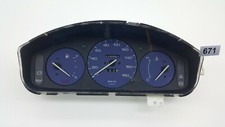Compteur Mazda 121