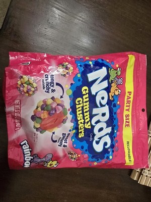 Nerds Gummy Clusters Party Size (32 Ounce) 2 Pounds October Expiration Date