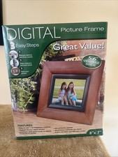 Smartparts SPDPF56E 8"x7" Digital Picture Frame High Resolution 5.6" LCD Display