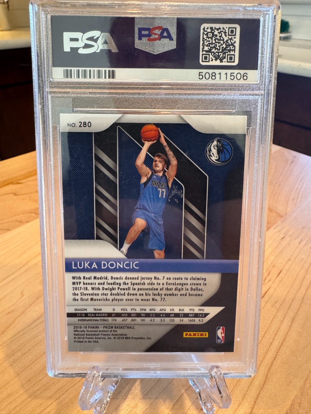 Panini Prizm 2018-19 Luka Doncic RC #280 Dallas Mavericks PSA 9 view 2
