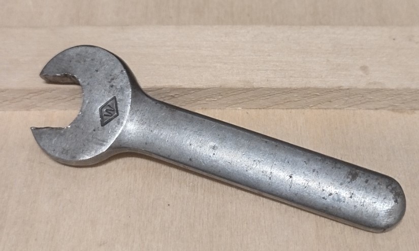 Vintage J.H. Williams No. 70 D 3/16