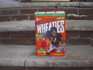 Wheaties Cereal Leroy Neiman Walter Payton Empty Box, Legends of the NFL, 1998