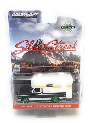 Greenlight 1:64 1969 Chevrolet C-10 Cheyenne w/ Silver Streak Camper 30190 chase