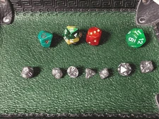 Glitter Silver-White 10MM Mini Polyhedral 7-Die Roleplaying Dice Game Counters