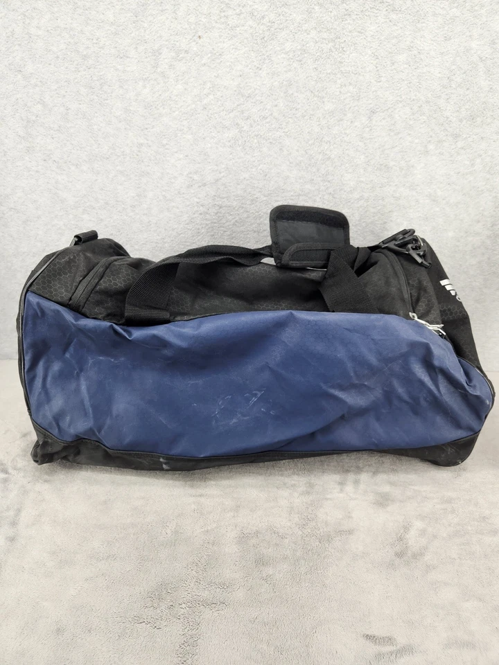 Bolso de Lona Adidas Hydro Shield Squad Azul y Negro 12 x 23" Foto 4 de 4