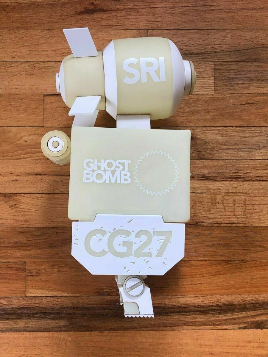 ThreeA 3A ASHLEY WOOD WORLD WAR ROBOT WWR GID BOMB MIGHTY SQUARE 1