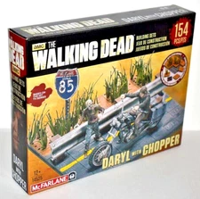 Walking Dead Building Set Daryl Dixon with Chopper, roadway scene, zombie walker