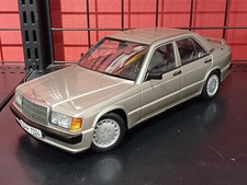AUTOart Mercedes-Benz 190E 1984 1/18 Mercedes-Benz 190E 1984