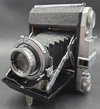 VINTAGE Zenobia Vintage Medium Format Folding Camera for 120 Roll Film. READ 