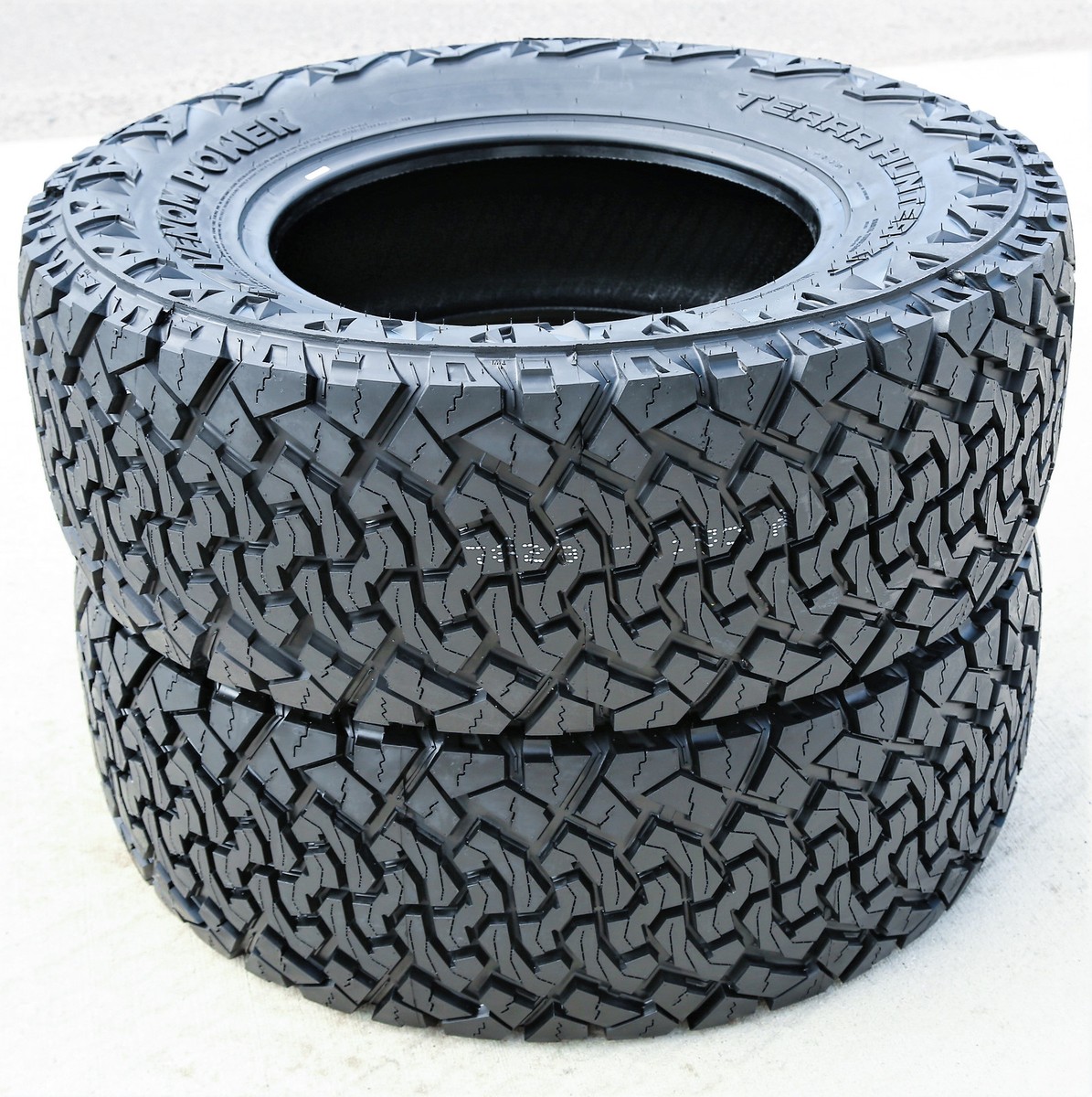 Tire Venom Power Terra Hunter X/T LT 35X12.50R20 10 Ply XT Extreme