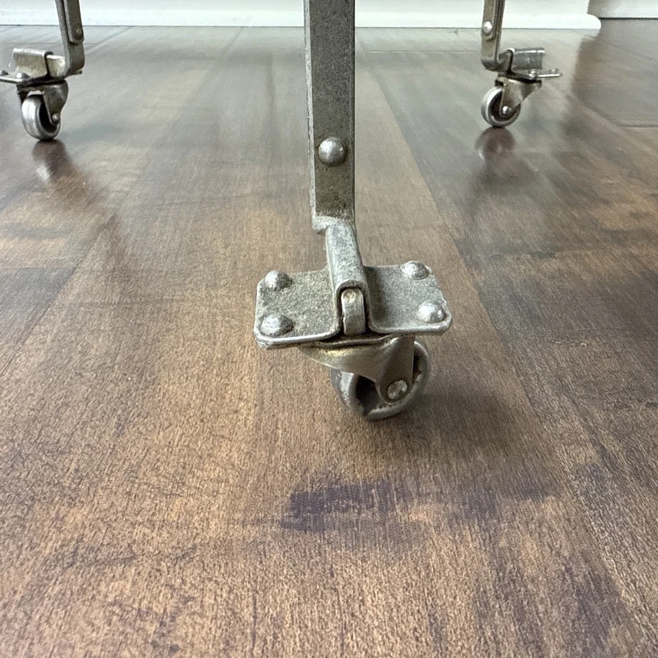 Soporte Tom Cradle vintage extremadamente raro años 20-30 con ruedas Foto 3 de 4