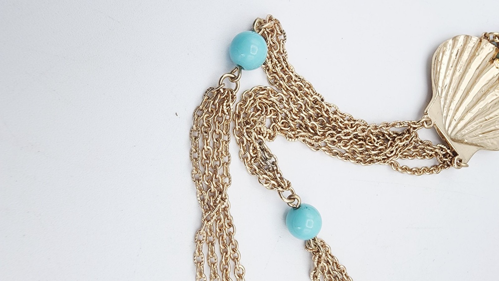 Gold tone dangle drop Shell multi chain beaded ne… - image 9