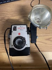 Vintage 1950's Kodak Brownie Bulls Eye Camera Kodalite Midget Flashholder