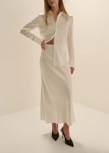 Women Favorite Daughter Collared Long Sleeve Blouse Top / Midi Skirt