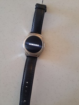 Samsung Galaxy Gear S2 classic 40mm Platinum Plated Case Black Classic Buckle -
