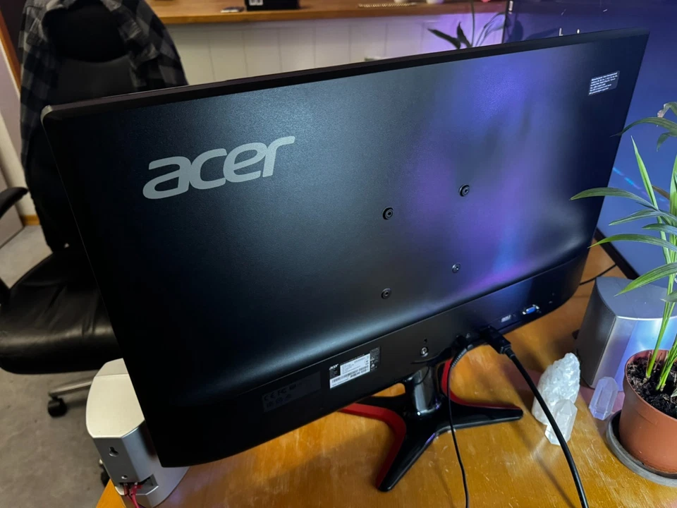 Acer G276HL 27 Zoll 1ms Gaming Monitor mit Pixelfehler - Bild 2 von 4