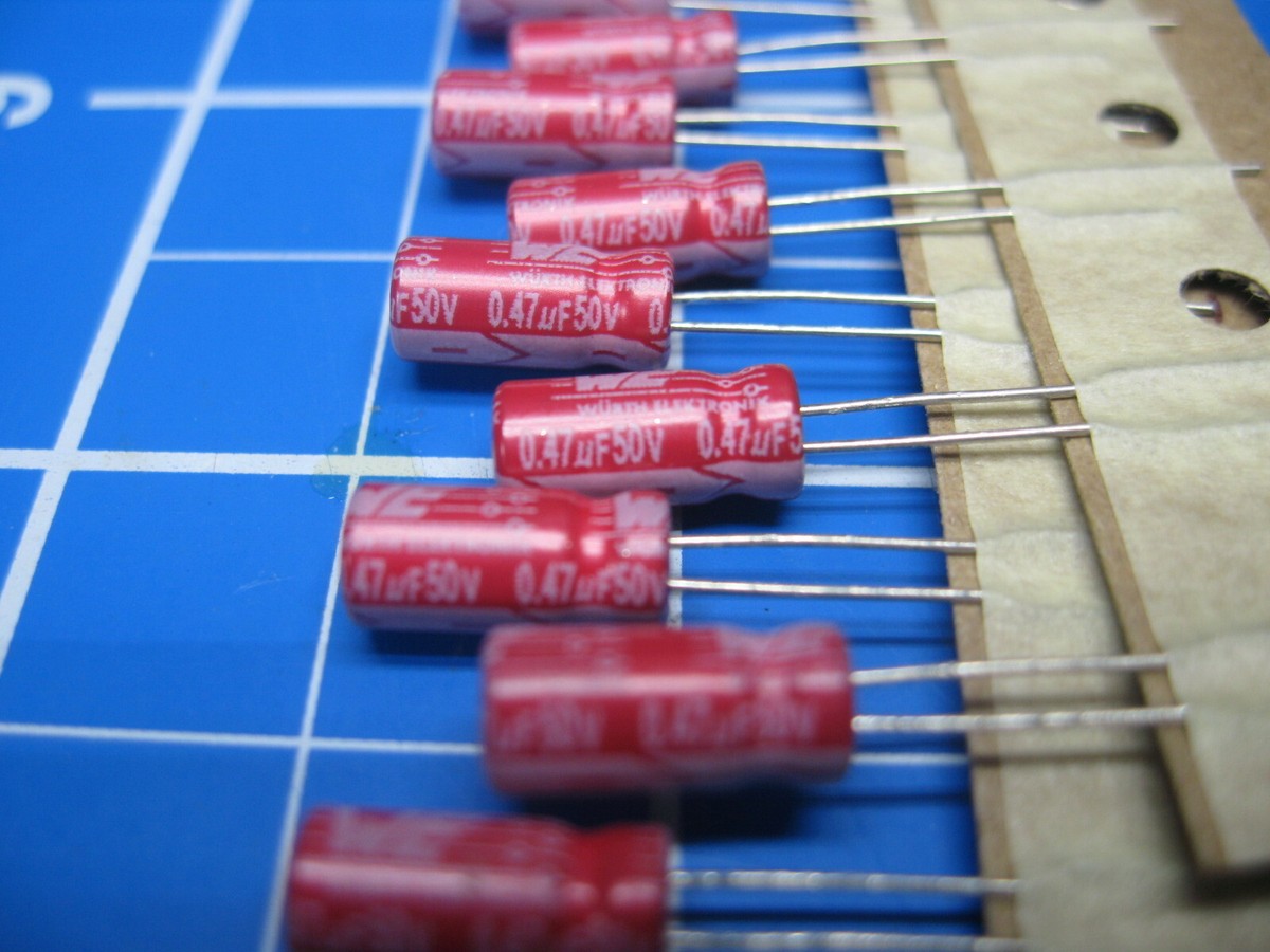 860161 WURTH ELEKTRONIK, K condensatori, 0,47µF a 1500µF, condensatori elettrolici in 860161 WURTH ELEKTRONIK, K condensatori, 0,47µF a 1500µF, condensatori elettrolici in