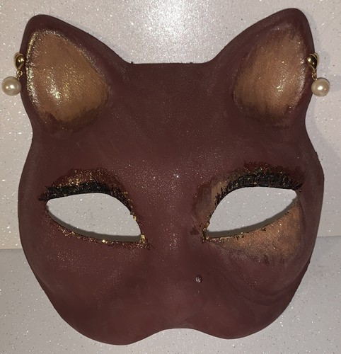 Handgefertigte Therianische Katzenmaske braun/hellbraun mit Glitzer und Wimpern mit Ohrringen - Bild 4 von 7