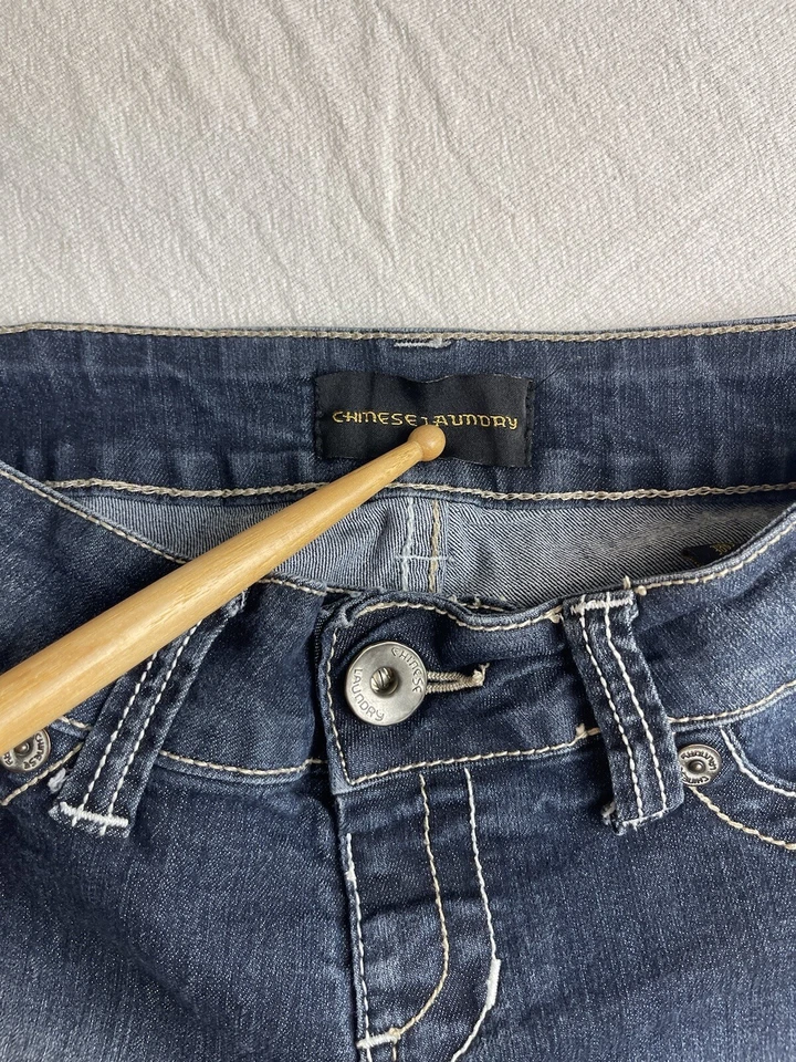 Pantalones de mezclilla ajustados de lavado medio informales de lavandería chinos para mujer talla 26 azules Foto 4 de 4