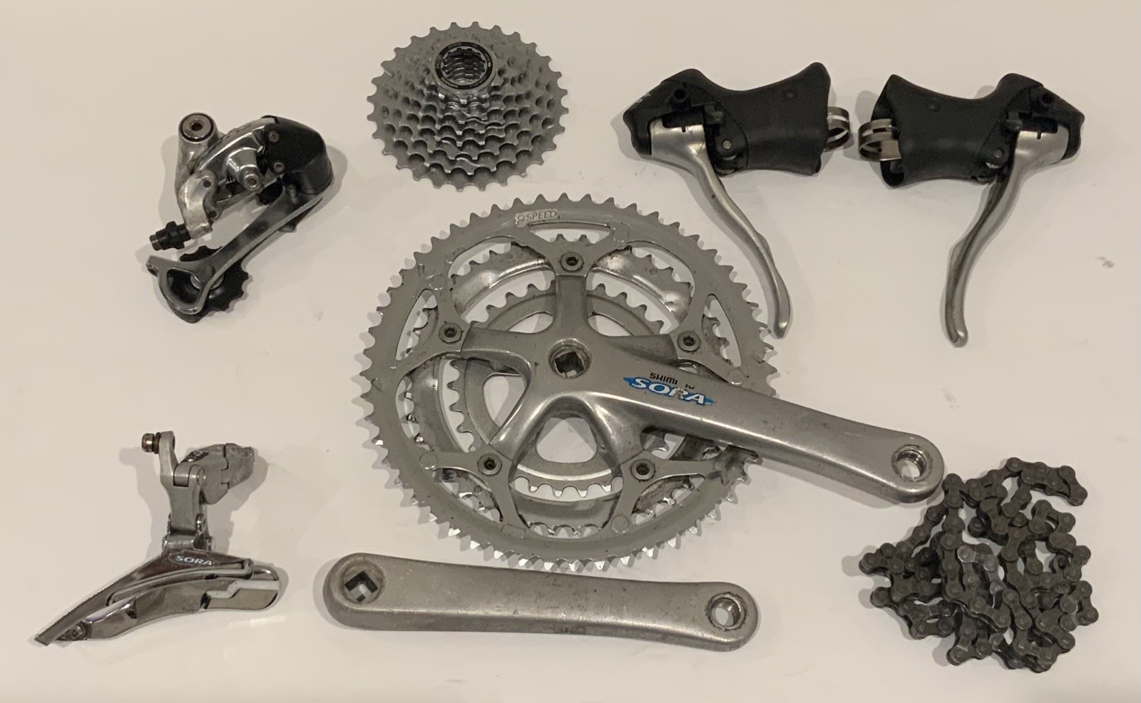 Shimano Sora 3300 Drivetrain Groupset  3x8 Front Rear Derail