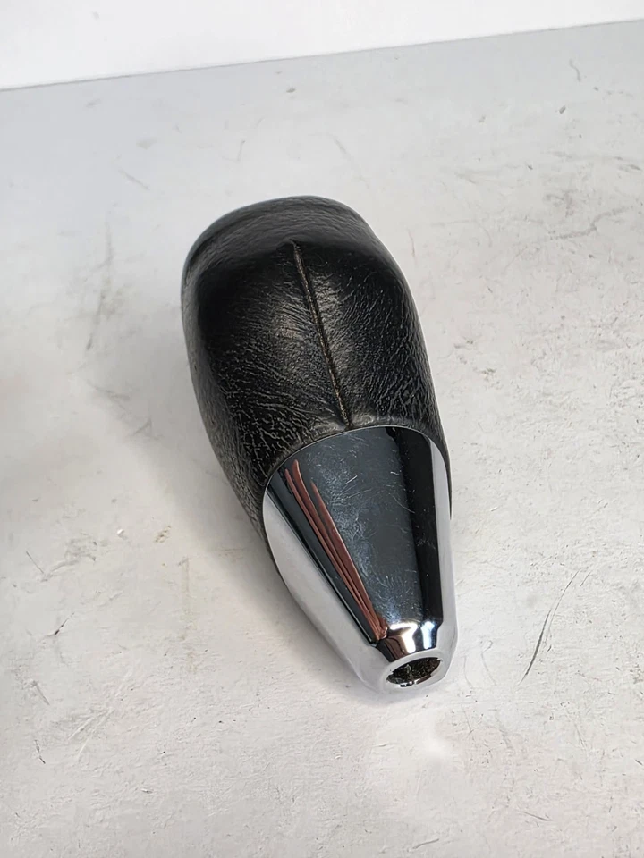 2011-2018 Toyota Sienna Gear Shift Knob Woodgrain Leather OEM - Image 3 of 4